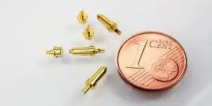 Federkontakt und Gegenkontakt mit Lötkelch